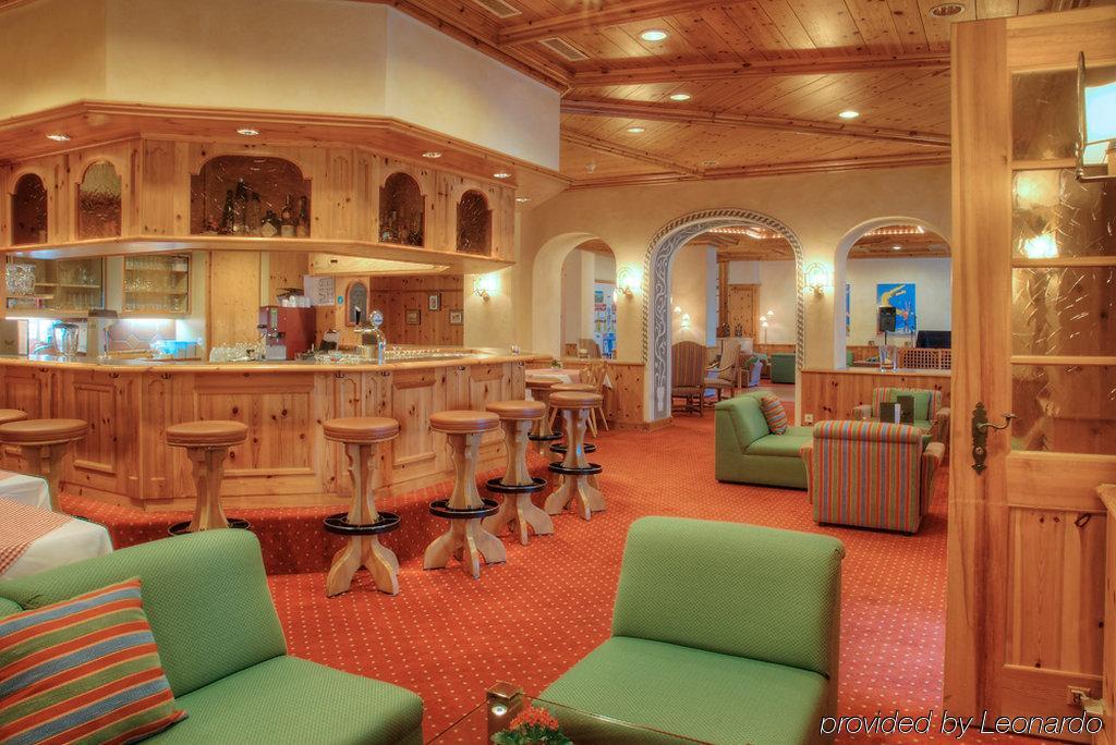 Sunstar Hotel Flims Restaurant photo
